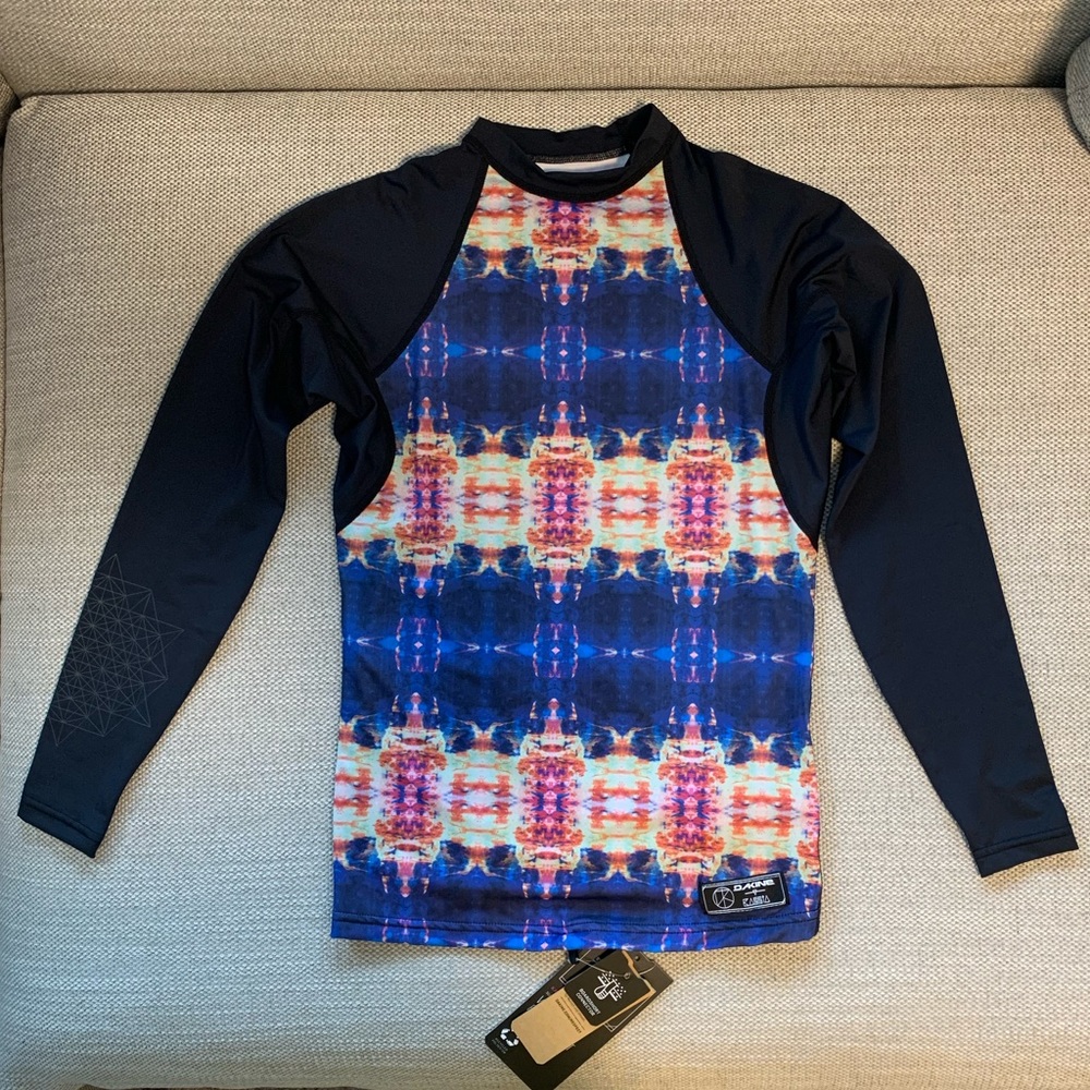 Dakine Women’s Flow Print Snug Fit Rashguard